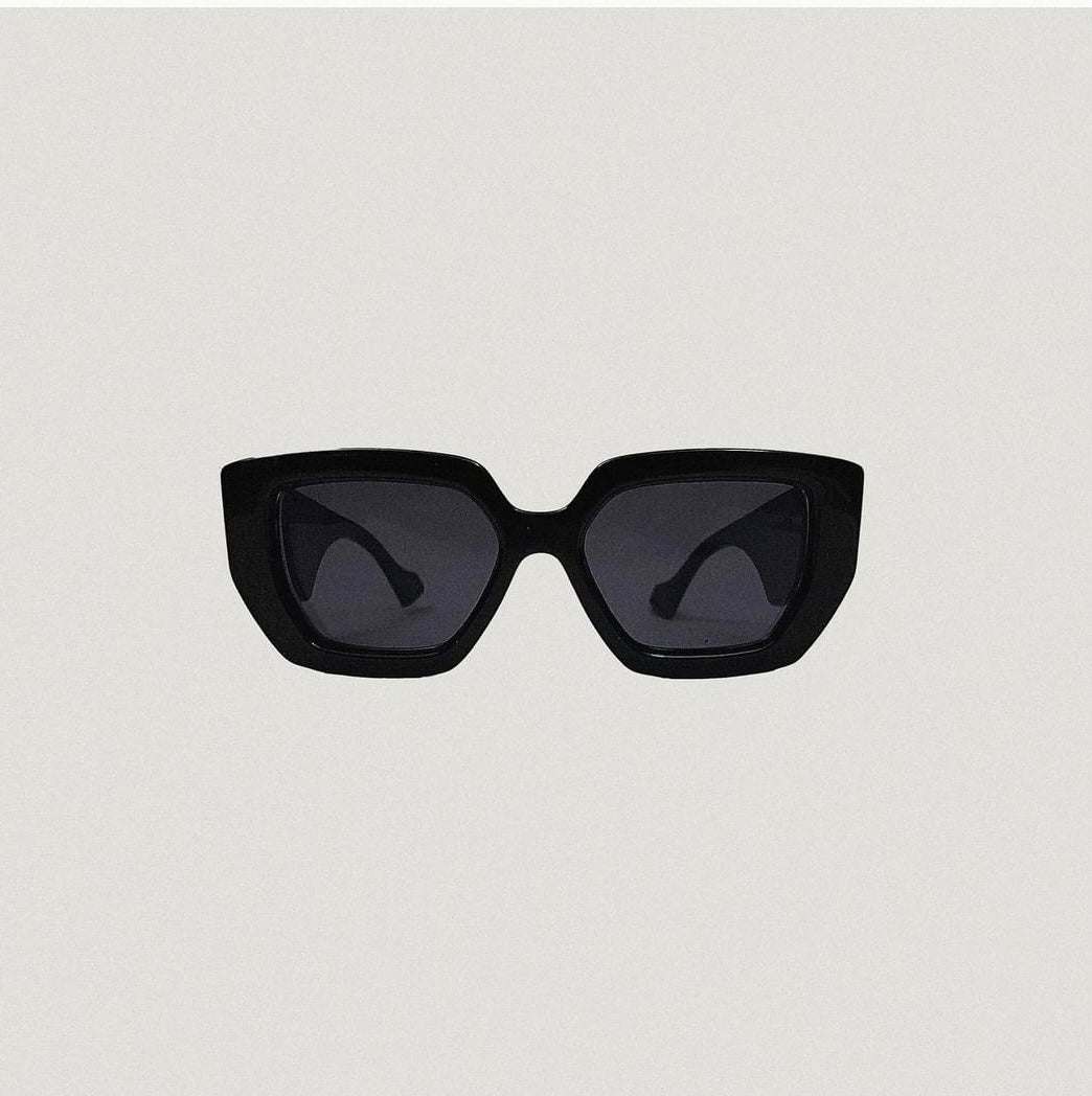 The Private Collection Sunglasses 🔥🔥
